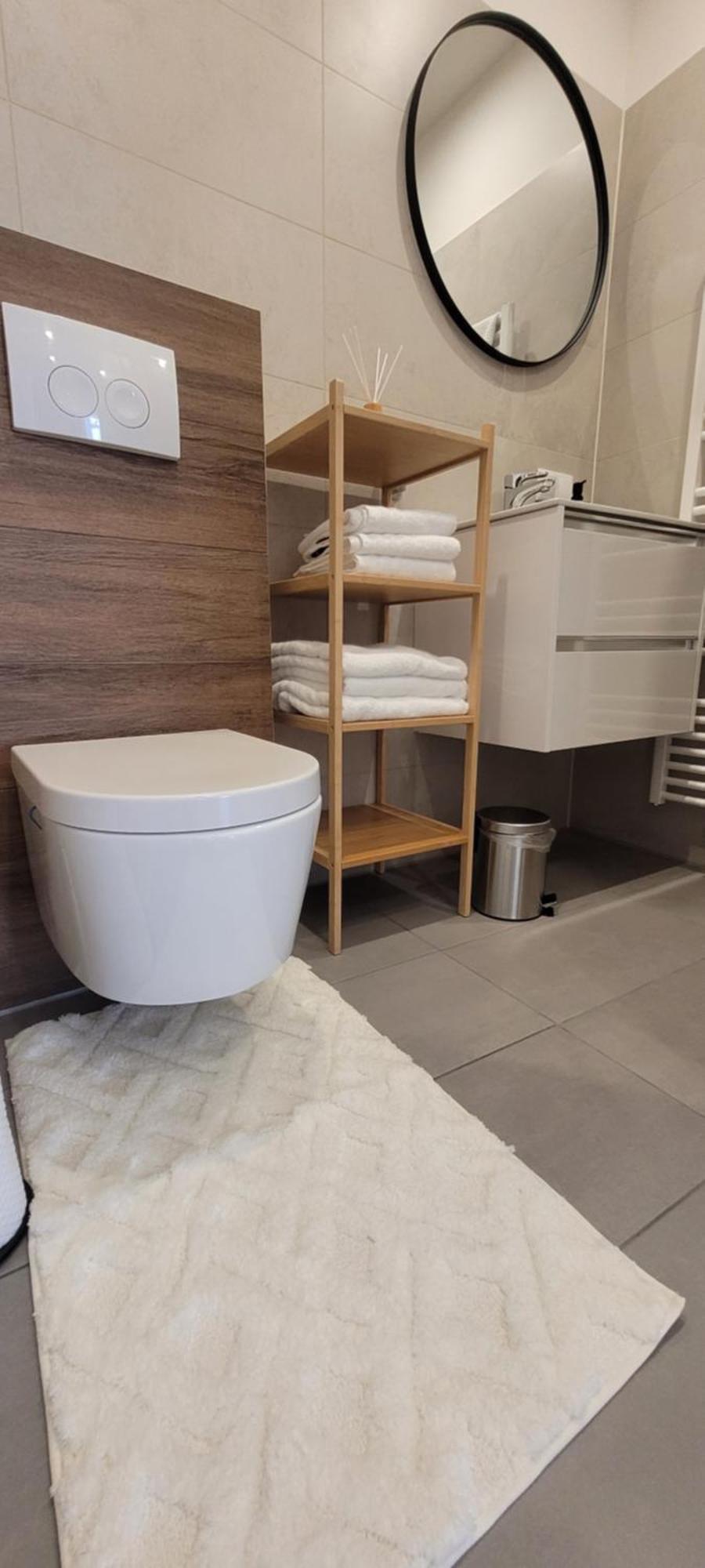 Altbauwohnung Mit Charme - Selbst Check In - Queensize Bett Wien Eksteriør billede